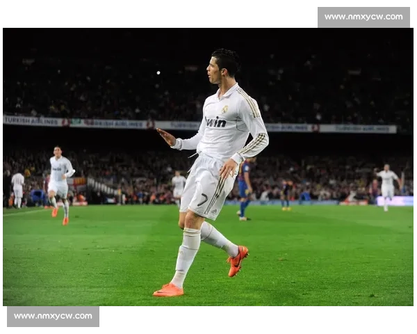 诺坎普之夜巴萨六比二横扫皇马经典全场回顾与战术解析深度复盘精华